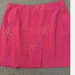 Vintage Express skirt fully lined, front slit, stiched flowers